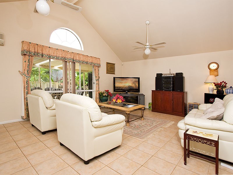 105 Oakhill Drive, Castle Hill NSW 2154