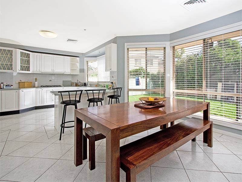 124 Kings Rd, Castle Hill NSW 2154