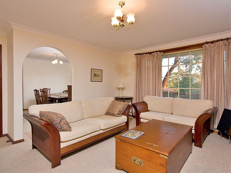 6 Finley Place, Glenhaven NSW 2156