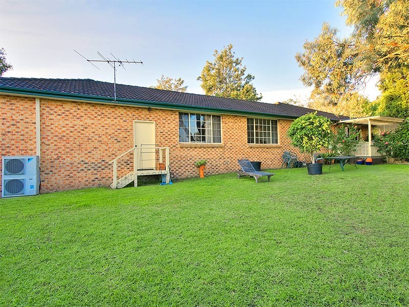 6 Finley Place, Glenhaven NSW 2156