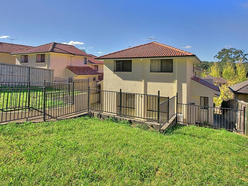 50 Peartree Circuit, West Pennant Hills NSW 2125