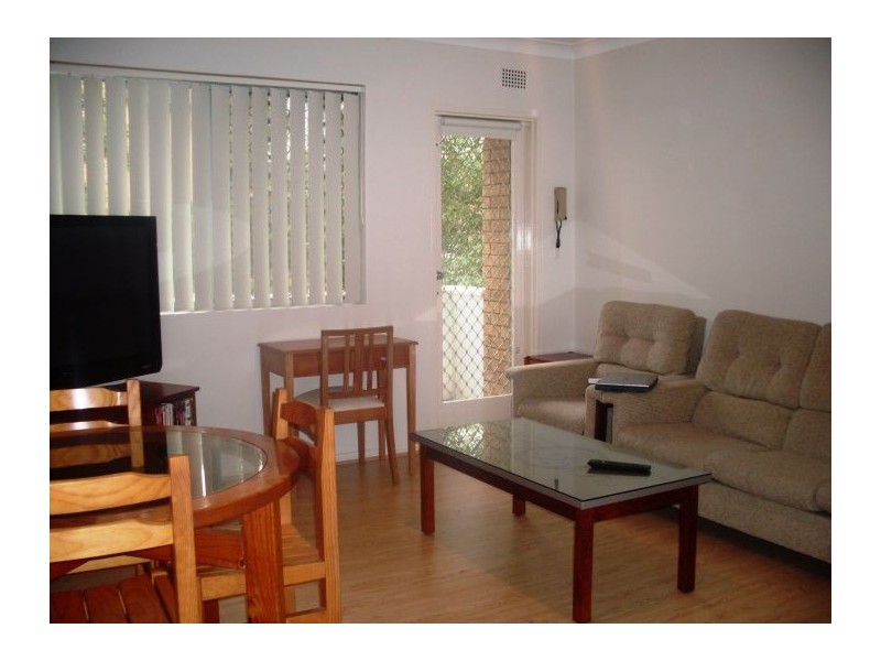 2/8 Factory Street, North Parramatta NSW 2151