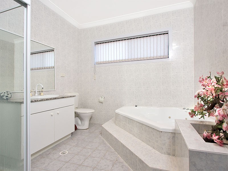 7 Lynton Green, West Pennant Hills NSW 2125