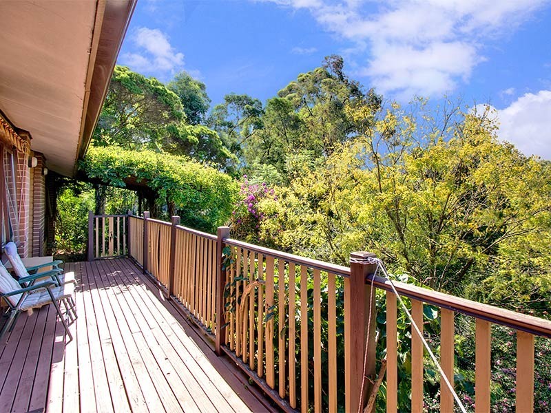 12 Raine Avenue, North Rocks NSW 2151