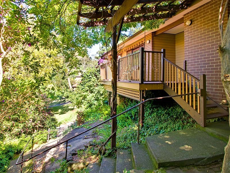 12 Raine Avenue, North Rocks NSW 2151