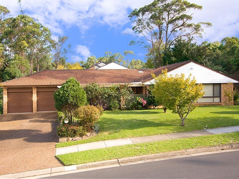 2 Blackwattle Pl, Cherrybrook NSW 2126