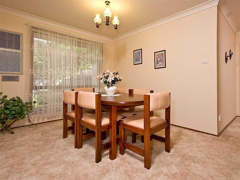2 Blackwattle Pl, Cherrybrook NSW 2126