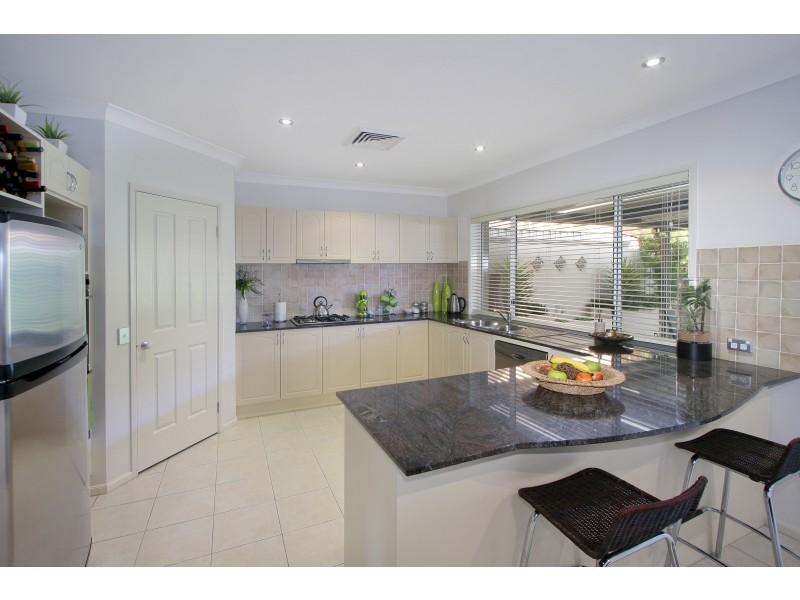 17 Drysdale Circuit, Beaumont Hills NSW 2155