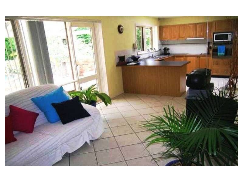 4 Randal Crescent, North Rocks NSW 2151