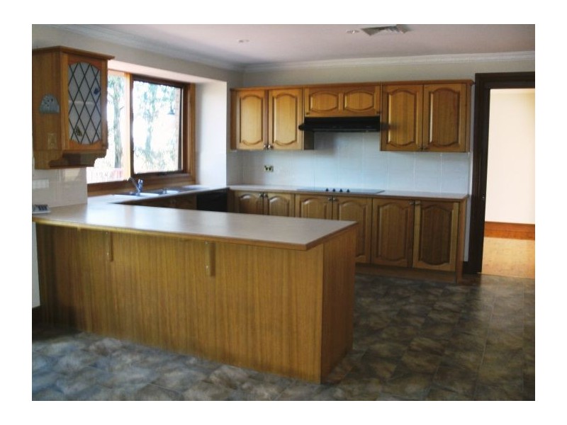 14 Natalie Crt, Glenhaven NSW 2156