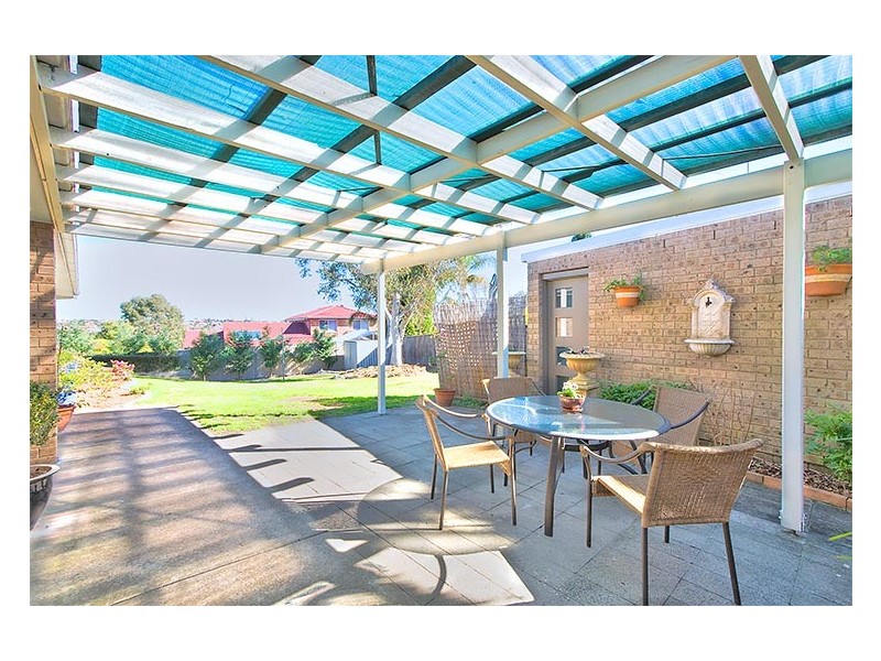 16 Battlement Crescent, Castle Hill NSW 2154