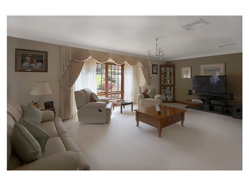 6 Corella Crt, West Pennant Hills NSW 2125