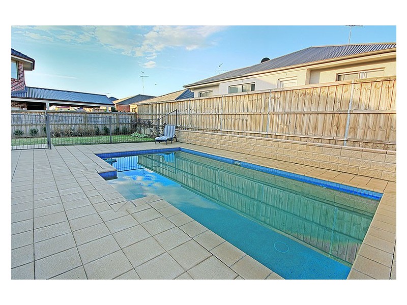 6 Gipps Place, Beaumont Hills NSW 2155