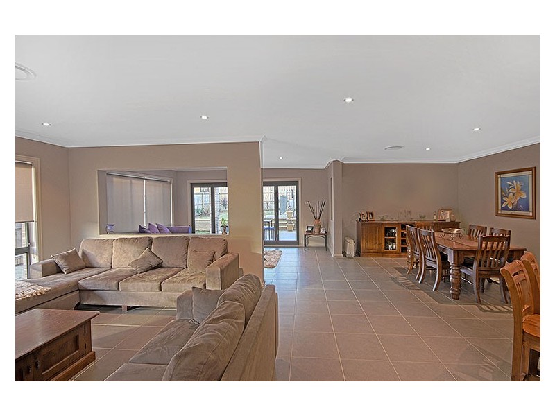 6 Gipps Place, Beaumont Hills NSW 2155