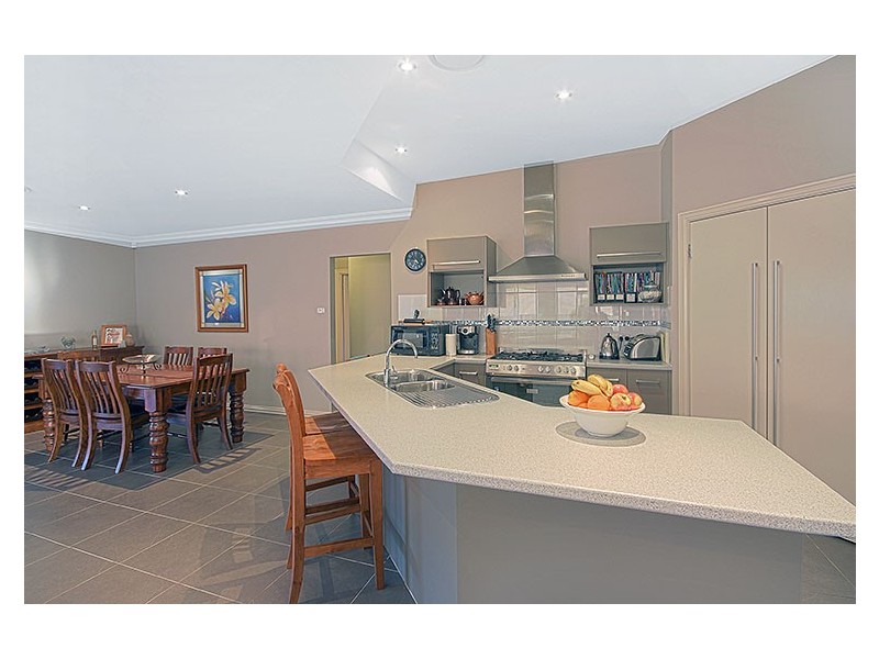 6 Gipps Place, Beaumont Hills NSW 2155