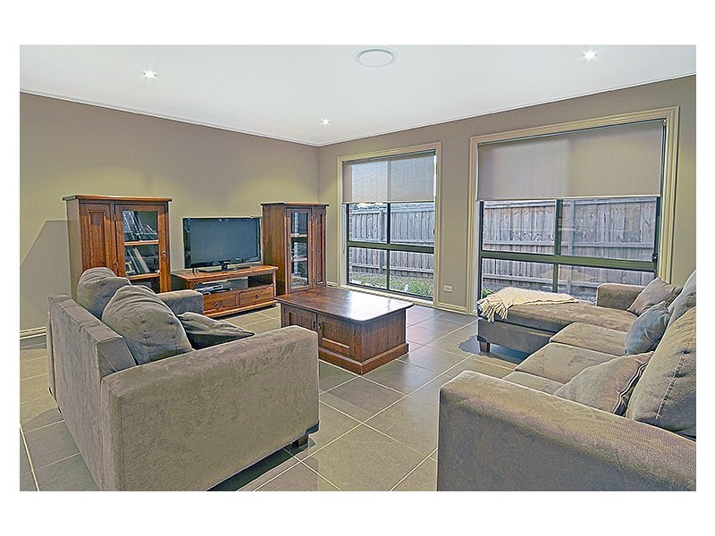 6 Gipps Place, Beaumont Hills NSW 2155