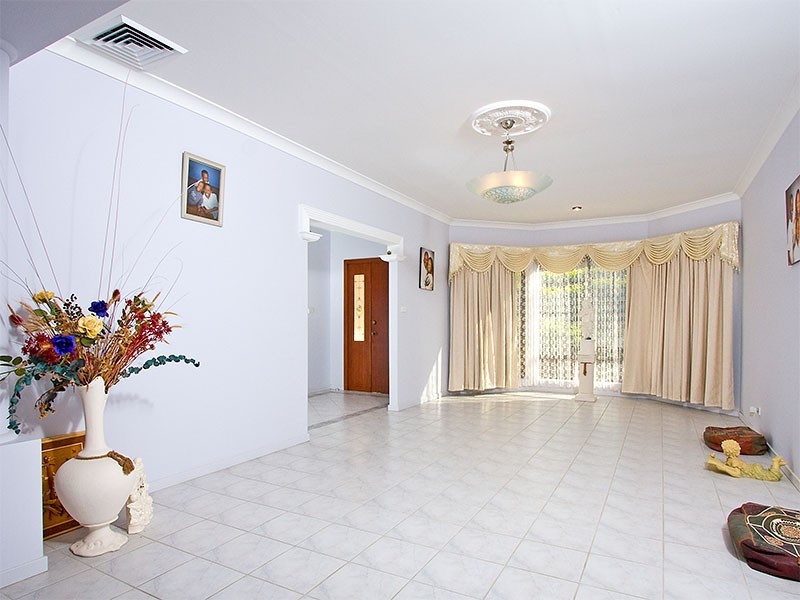 7 Lynton Green, West Pennant Hills NSW 2125