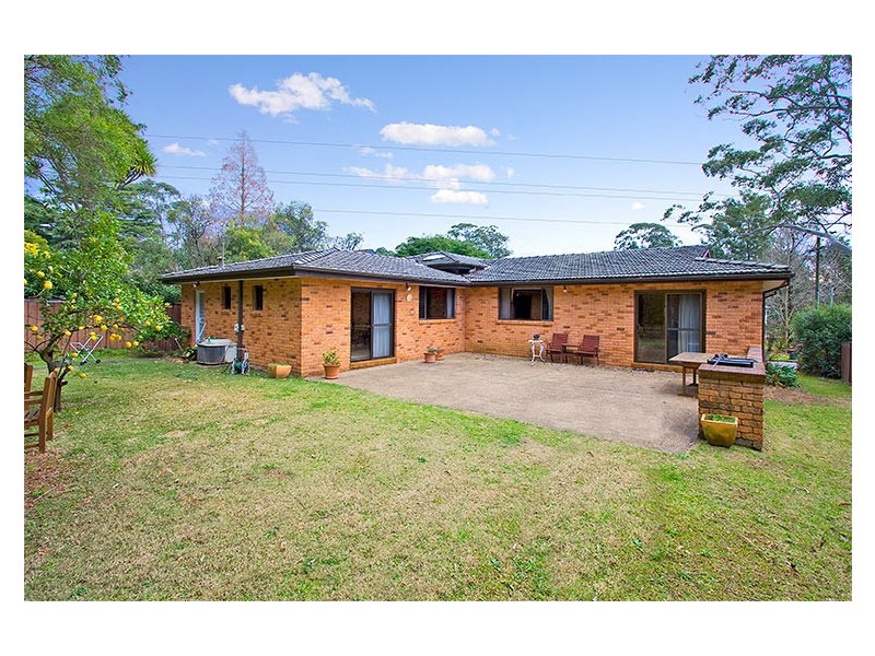 6 Swan Place, Pennant Hills NSW 2120