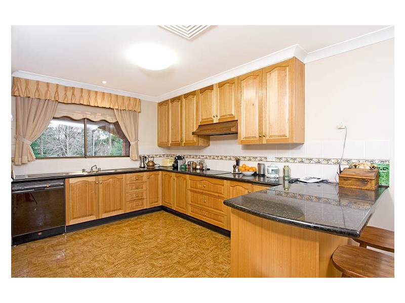 6 Swan Place, Pennant Hills NSW 2120