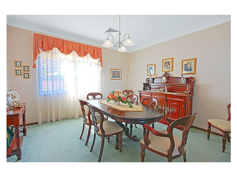 9 Matthew Way, West Pennant Hills NSW 2125