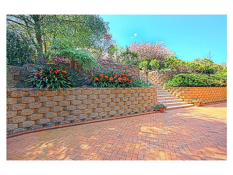 9 Matthew Way, West Pennant Hills NSW 2125