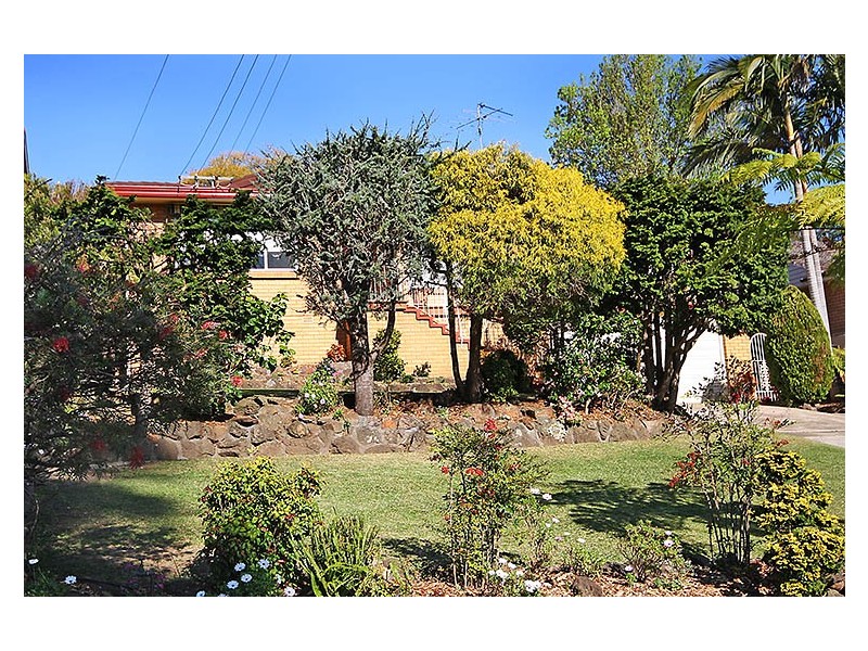 24 Woodbury Street, North Rocks NSW 2151