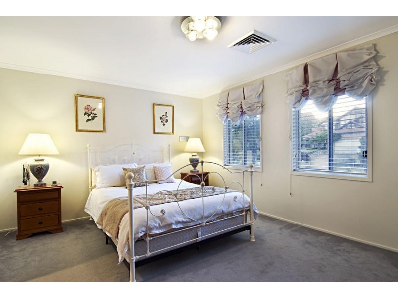 16 Glenridge Avenue, West Pennant Hills NSW 2125