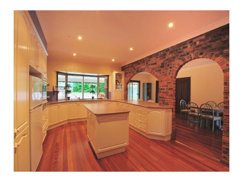 27 Mountain View Crescent, West Pennant Hills NSW 2125