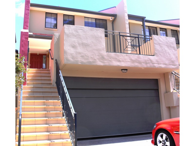 28 Peartree Cct, West Pennant Hills NSW 2125