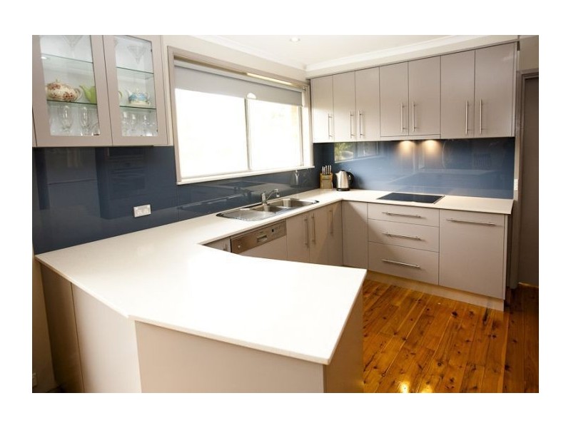 8 Hancey Avenue, North Rocks NSW 2151