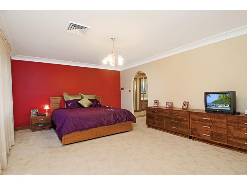 32 Portsea Place, Castle Hill NSW 2154