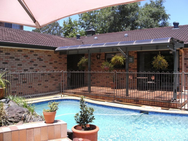 4 Cragside Close, Glenhaven NSW 2156