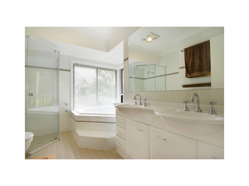 14 Oliver Way, Cherrybrook NSW 2126