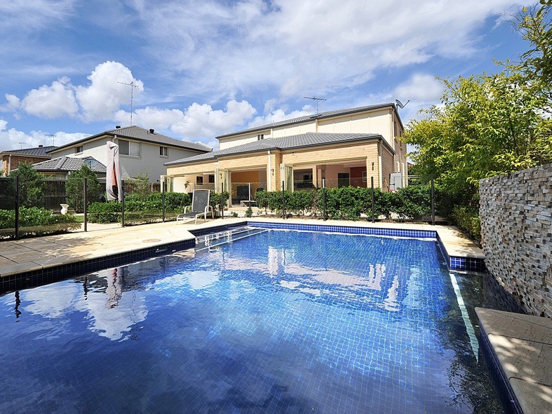 38 Drummond Avenue, Beaumont Hills NSW 2155