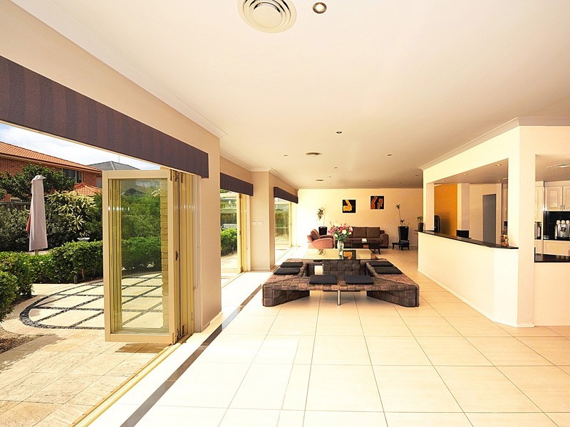 38 Drummond Avenue, Beaumont Hills NSW 2155