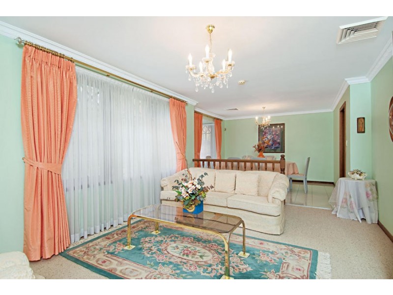 10 Wesley Pl, Cherrybrook NSW 2126