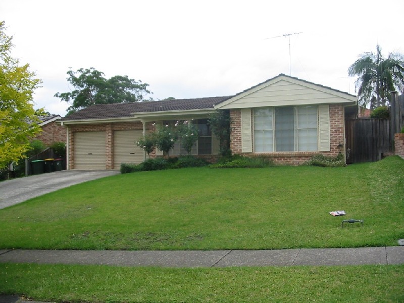 15 Hillgate Place, Castle Hill NSW 2154