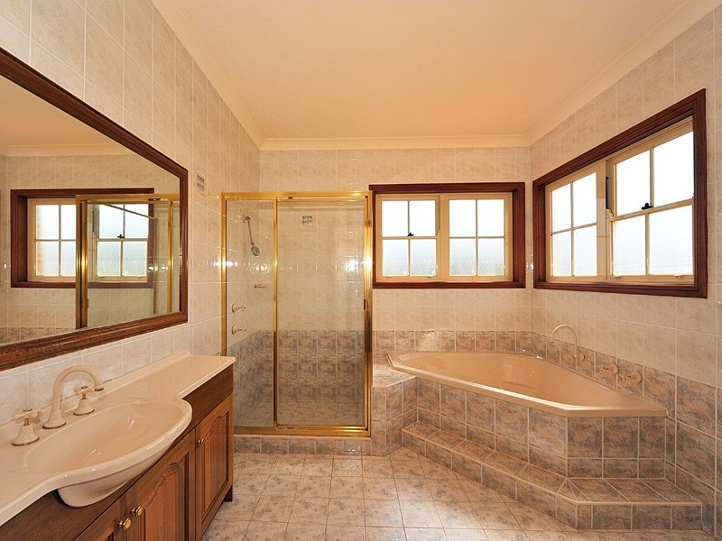 37 Balintore Drive, Castle Hill NSW 2154