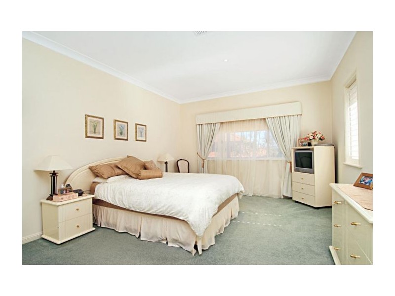 2 Crestview Place, Cherrybrook NSW 2126