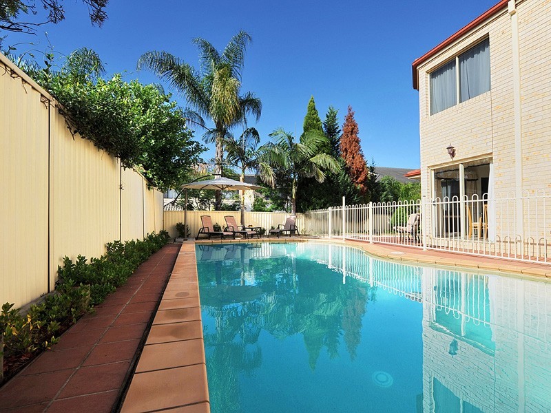 54 James Mileham Dr, Kellyville NSW 2155