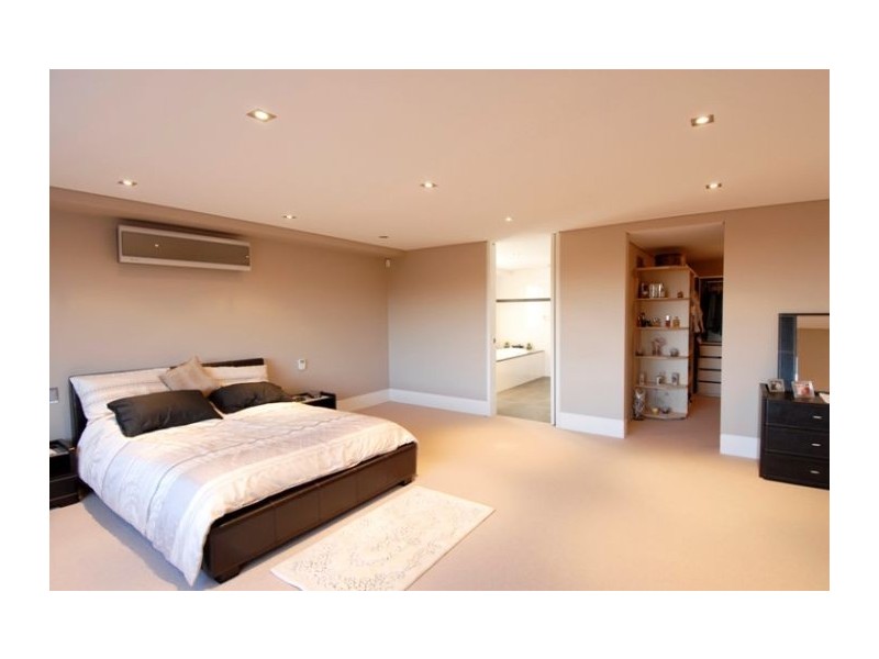 36 Glenhope Rd, West Pennant Hills NSW 2125