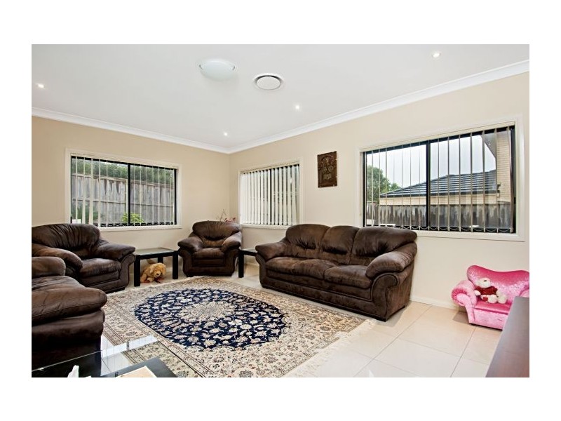 13 Darlington Street, Stanhope Gardens NSW 2768
