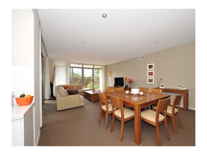 2/33 Cecil Avenue, Castle Hill NSW 2154