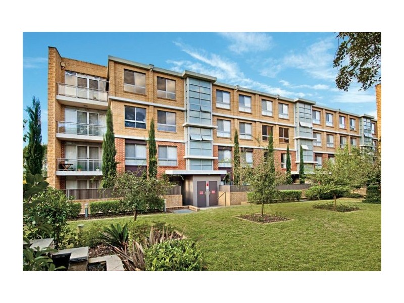 2/33 Cecil Avenue, Castle Hill NSW 2154