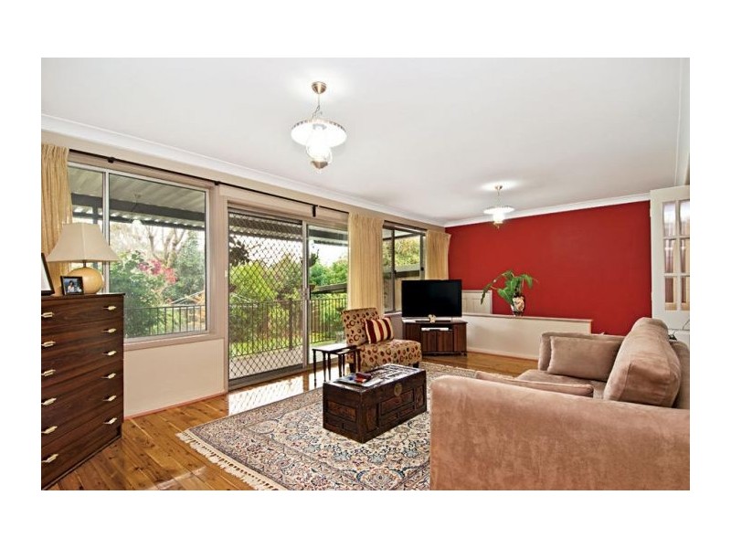 42 Rondelay Drive, Castle Hill NSW 2154