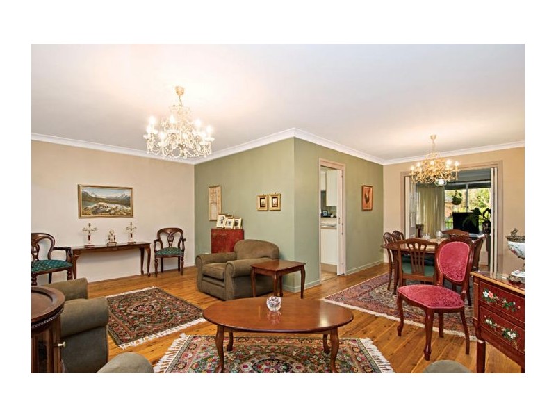 42 Rondelay Drive, Castle Hill NSW 2154