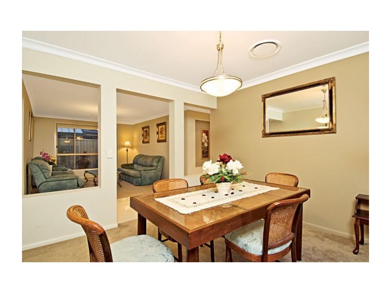 29 Honeyeater Crescent, Beaumont Hills NSW 2155