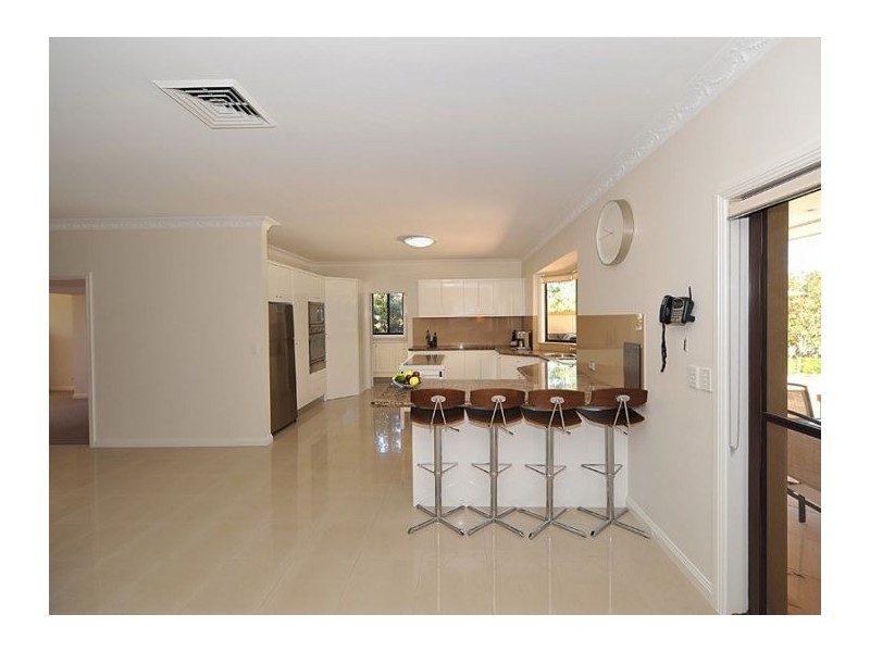 11 Carina Place, Castle Hill NSW 2154