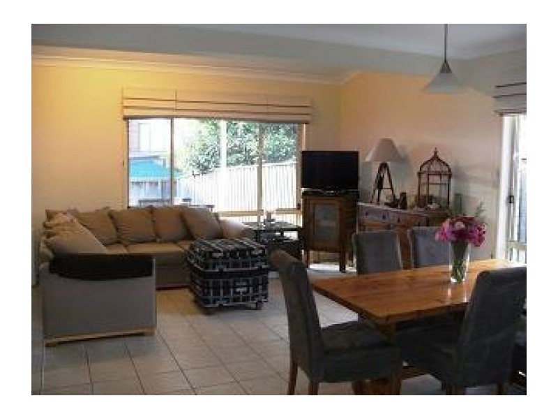 60 Beaumont Drive, Beaumont Hills NSW 2155