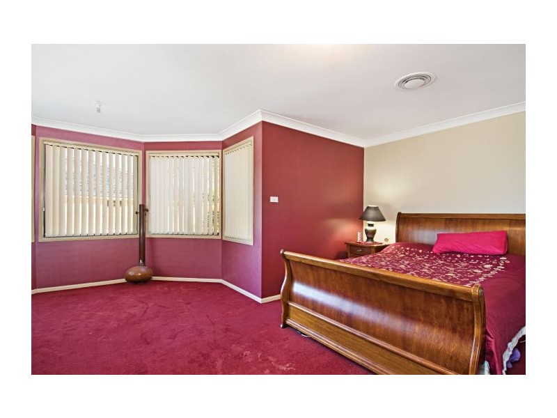 13 Forest Crescent, Beaumont Hills NSW 2155